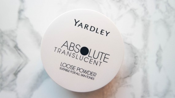 Read more about the article beauty review // yardley absolute translucent loose powder