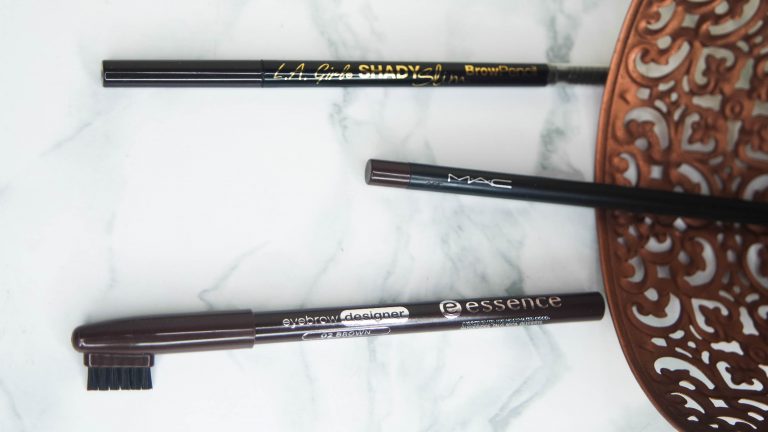 Read more about the article low end vs high end // brow pencils
