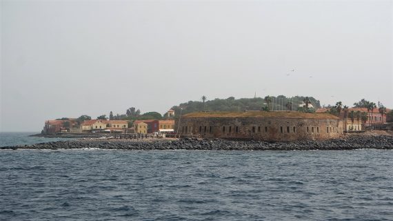 Read more about the article travel // goree island, senegal
