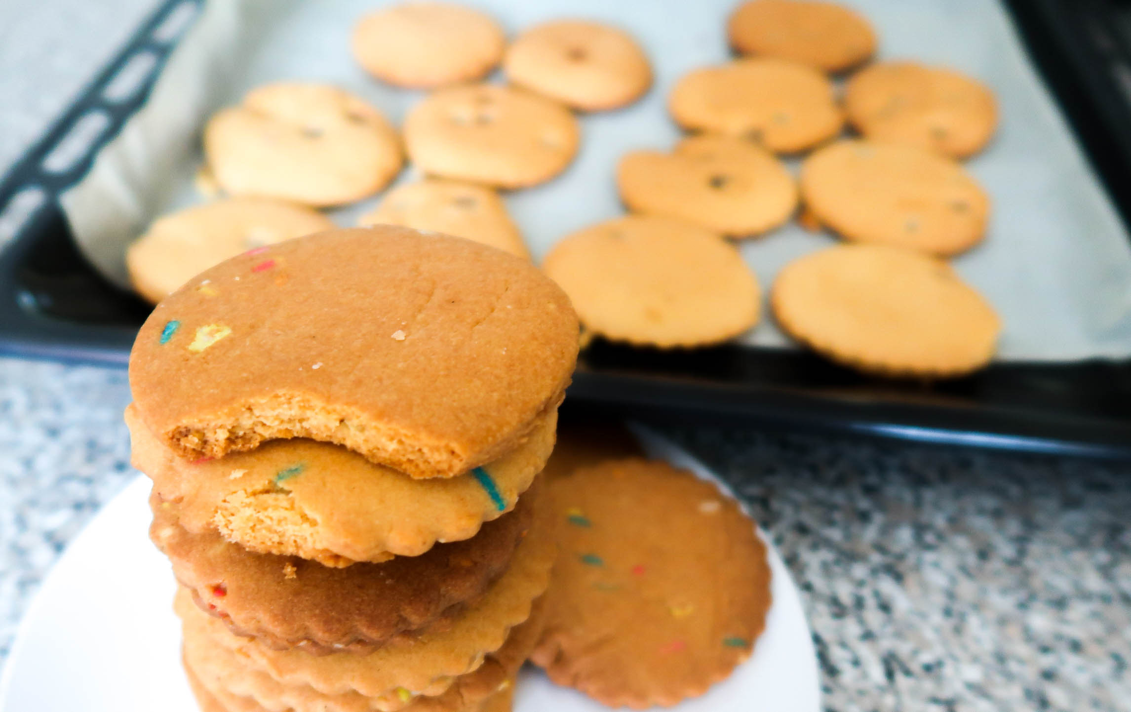 Read more about the article The best biscuits to bake with a toddler