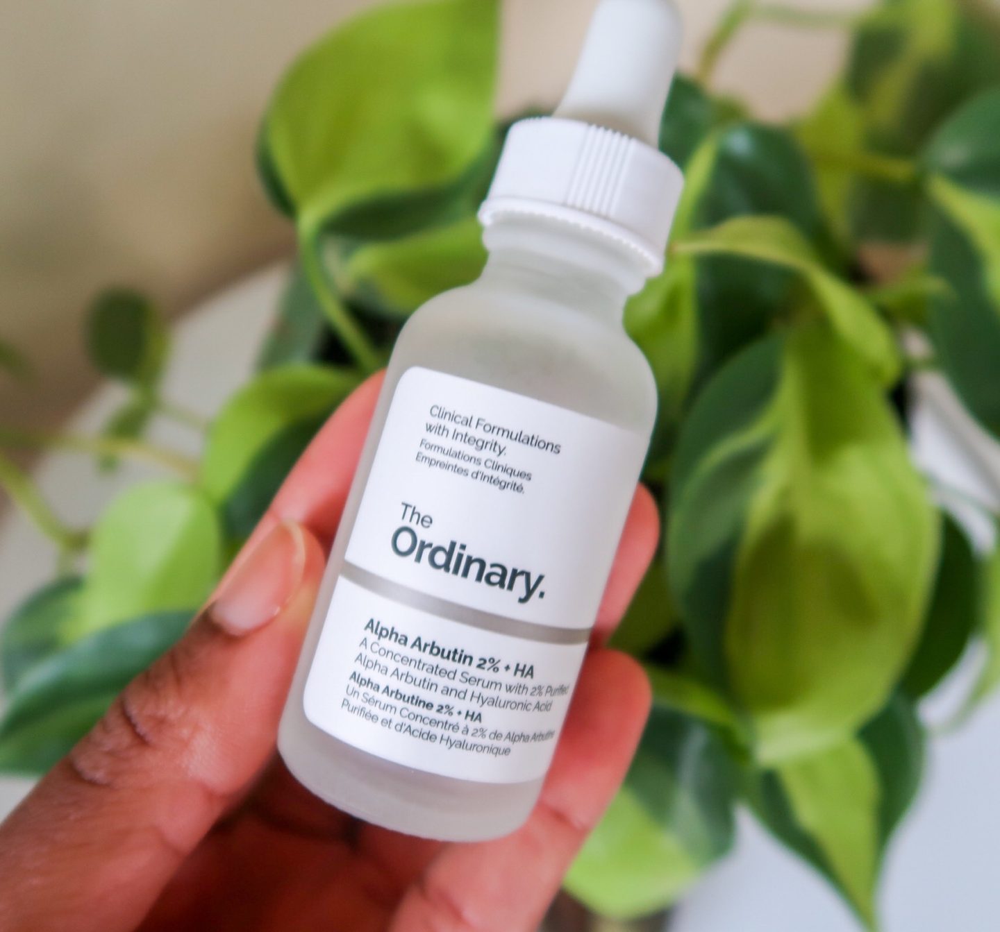 the ordinary 2% alpha arbutin and hyalurronic acid